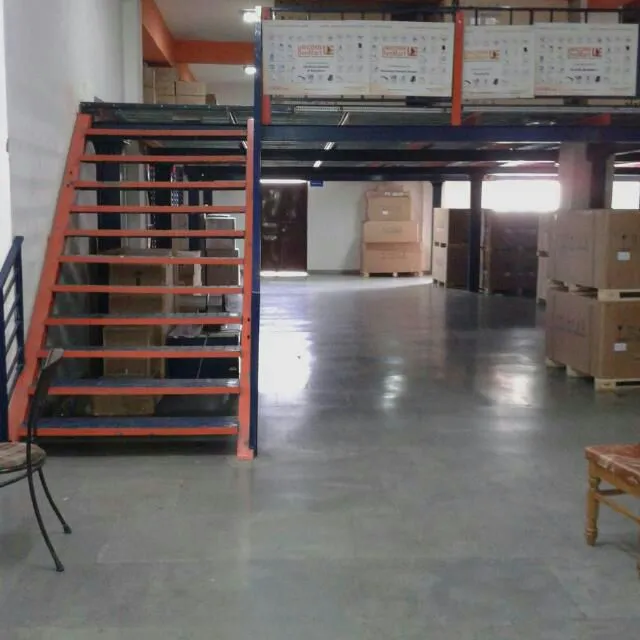 Double Decker Mezzanine Floor Heavy Duty Racks In Ambala